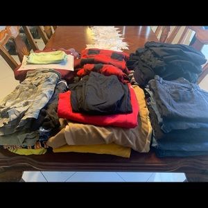 HUGE LOT of Womans sz 12-14 H&M, Old Navy, AE,Amazon Huge of gently worn woman’s